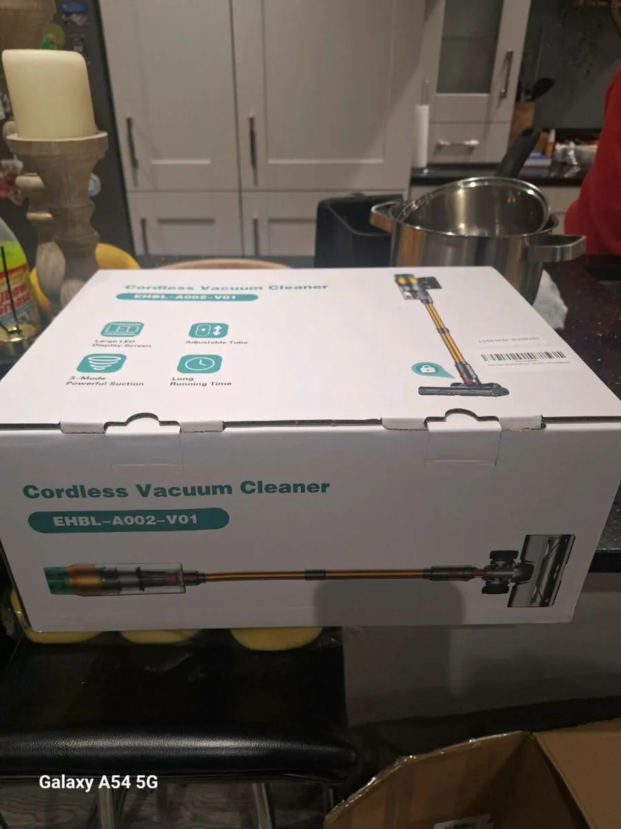 Cordless vacuum cleaner - Image 4