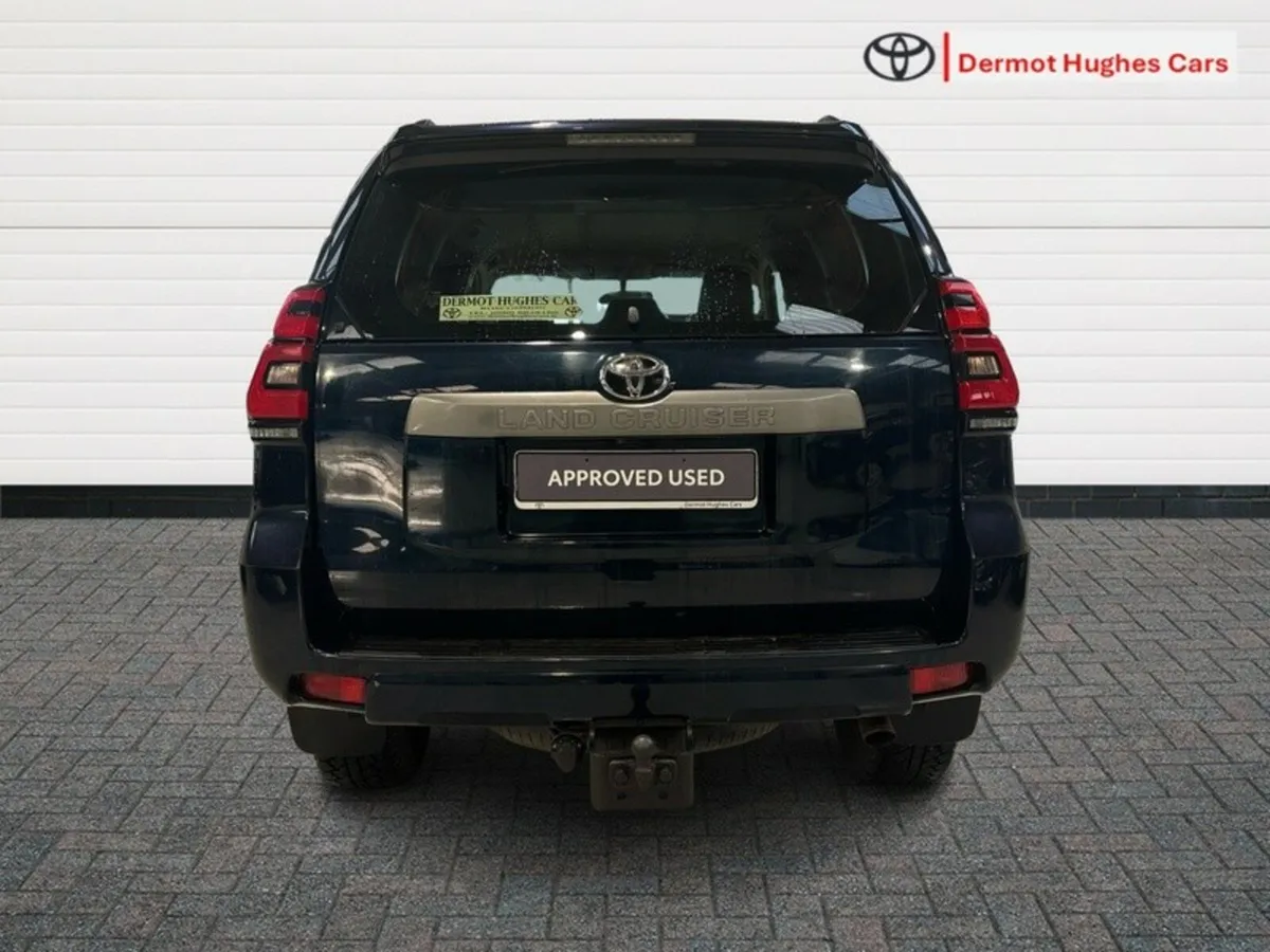 Toyota Land Cruiser LWB 2.8 COMM MANUAL - Image 4