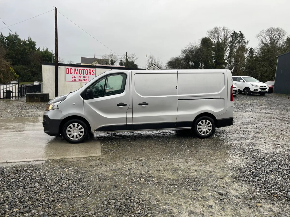 Renault Trafic 2021 - Image 1