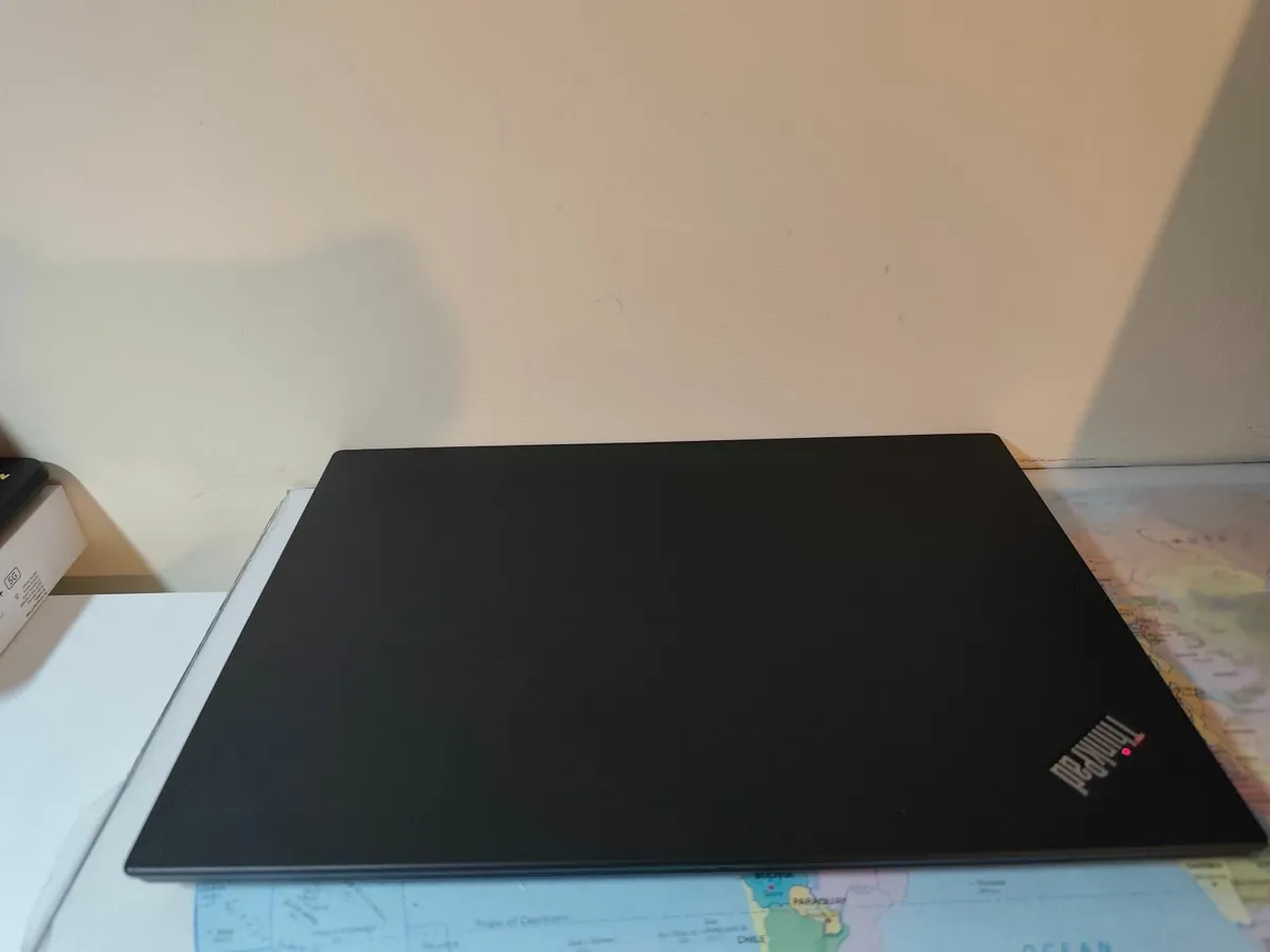 Lenovo ThinkPad T490 – Intel i7 8th Gen | 16GB RAM - Image 4