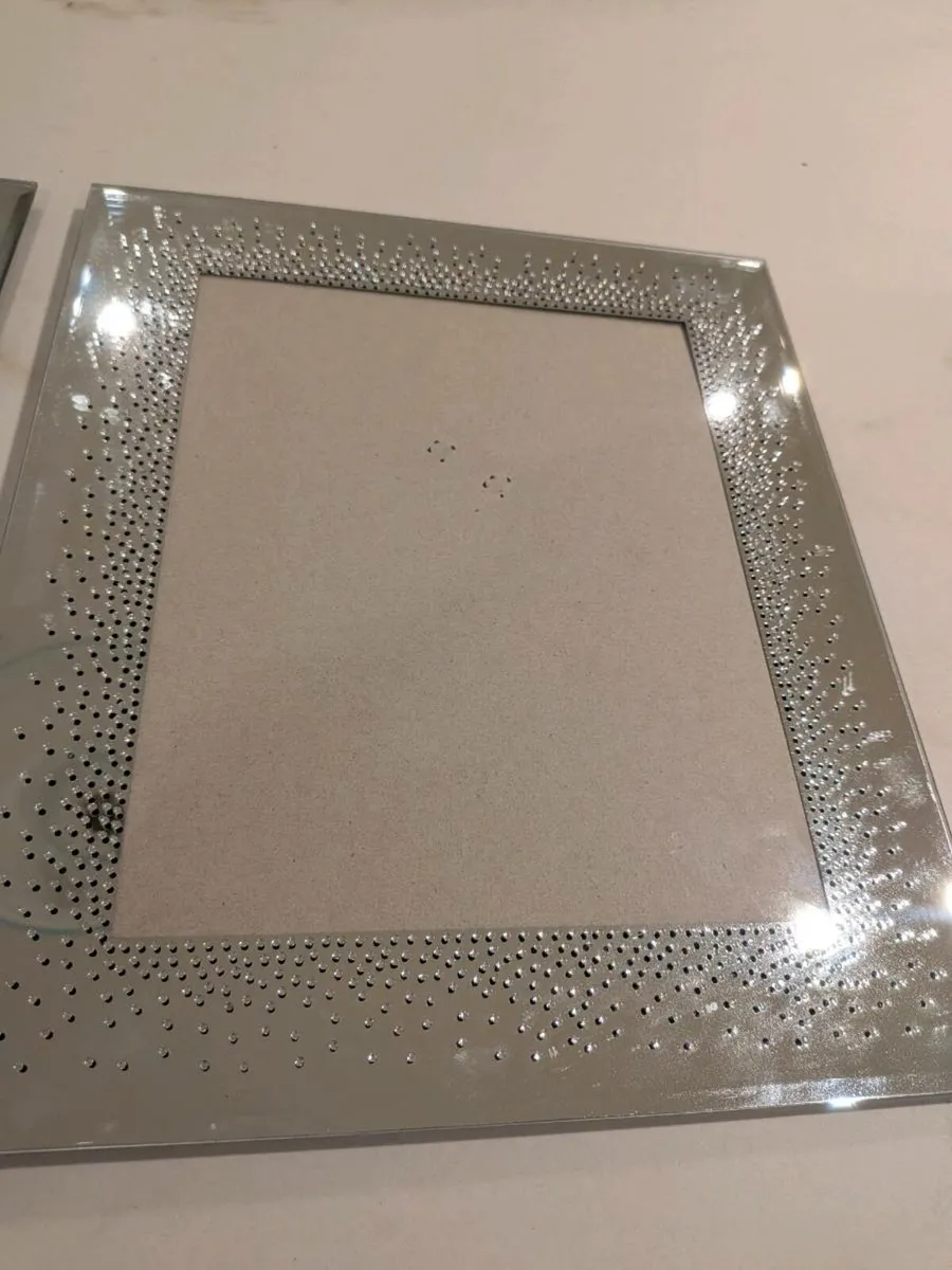 Mirrored Crystal Photo Frames - Image 4