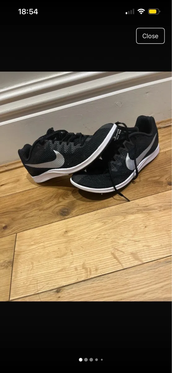 Nike running spikes - Image 1