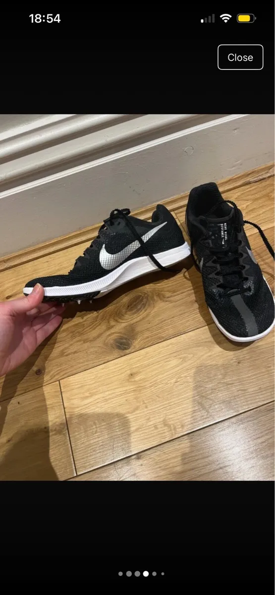 Nike running spikes - Image 4