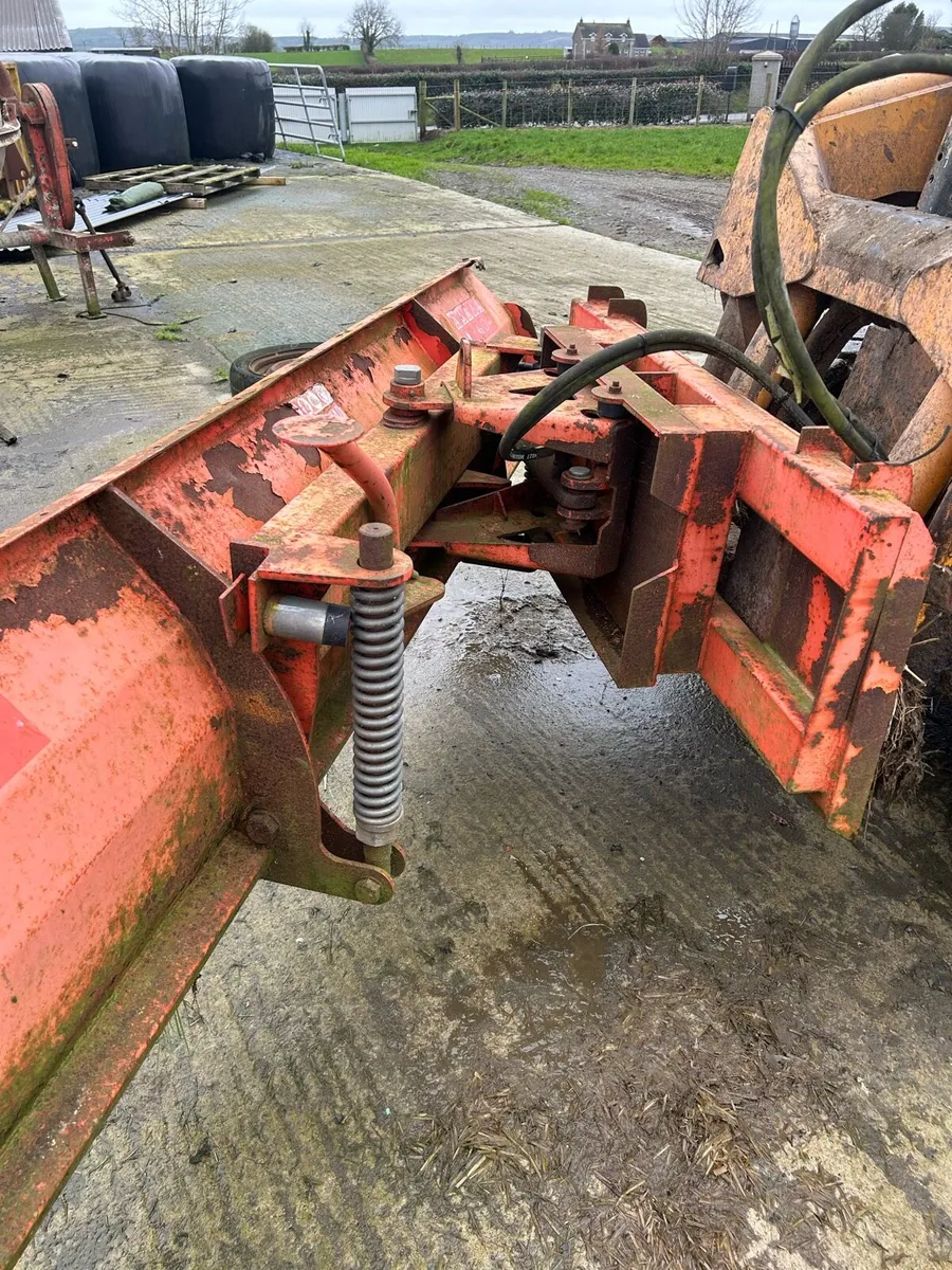 Snow plough silage pusher - Image 4