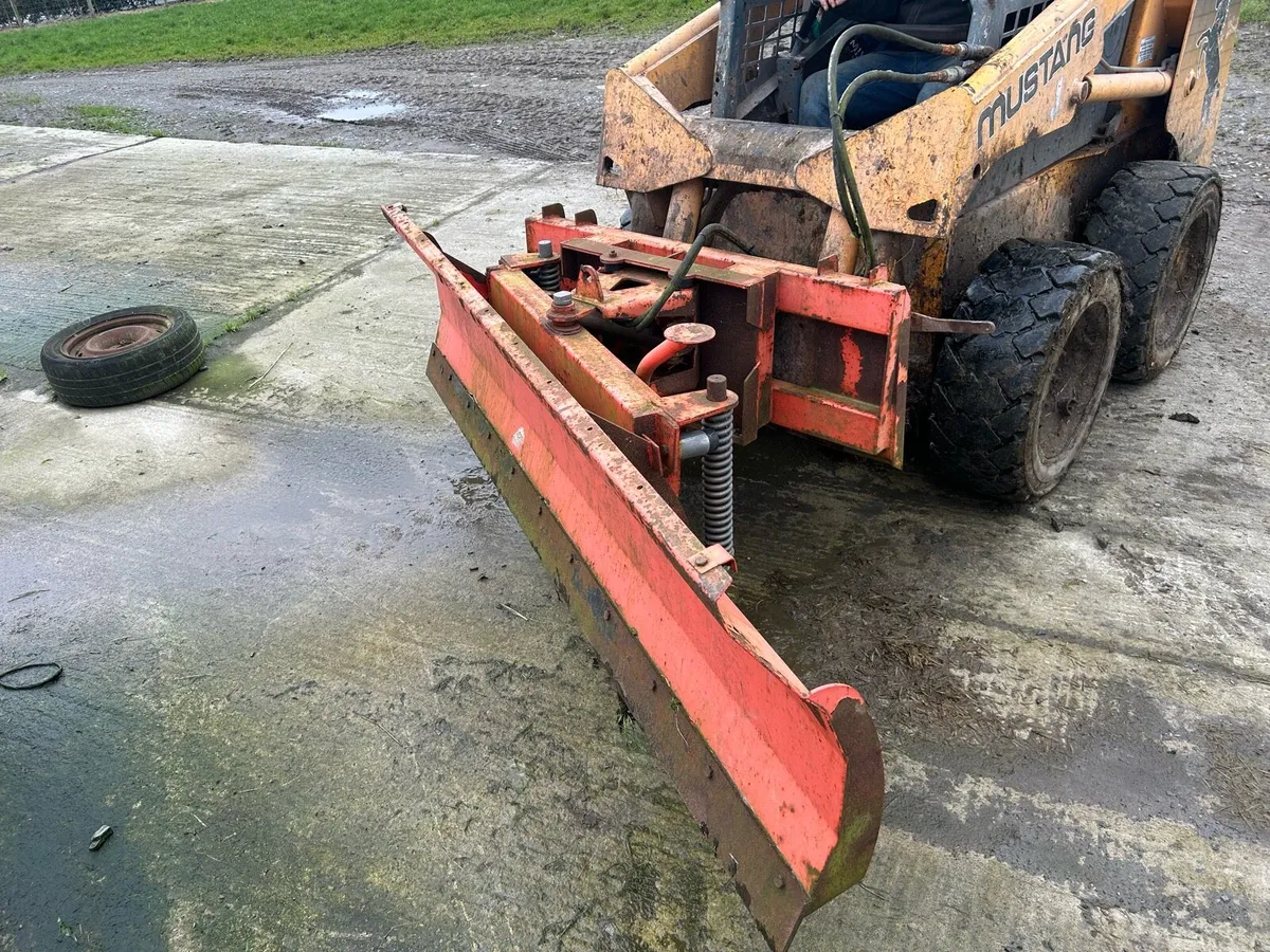 Snow plough silage pusher - Image 1