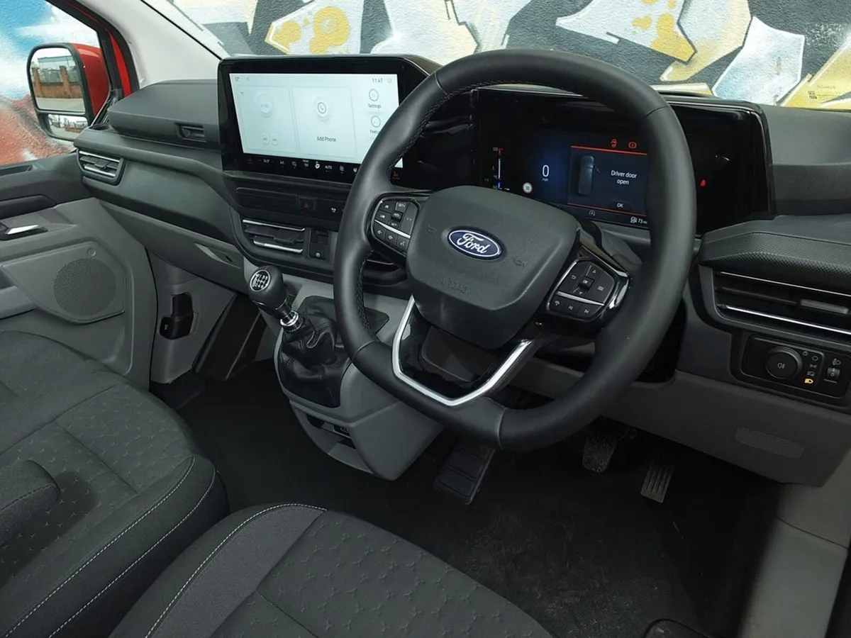2024 Ford Transit Custom Panel Van - Image 4