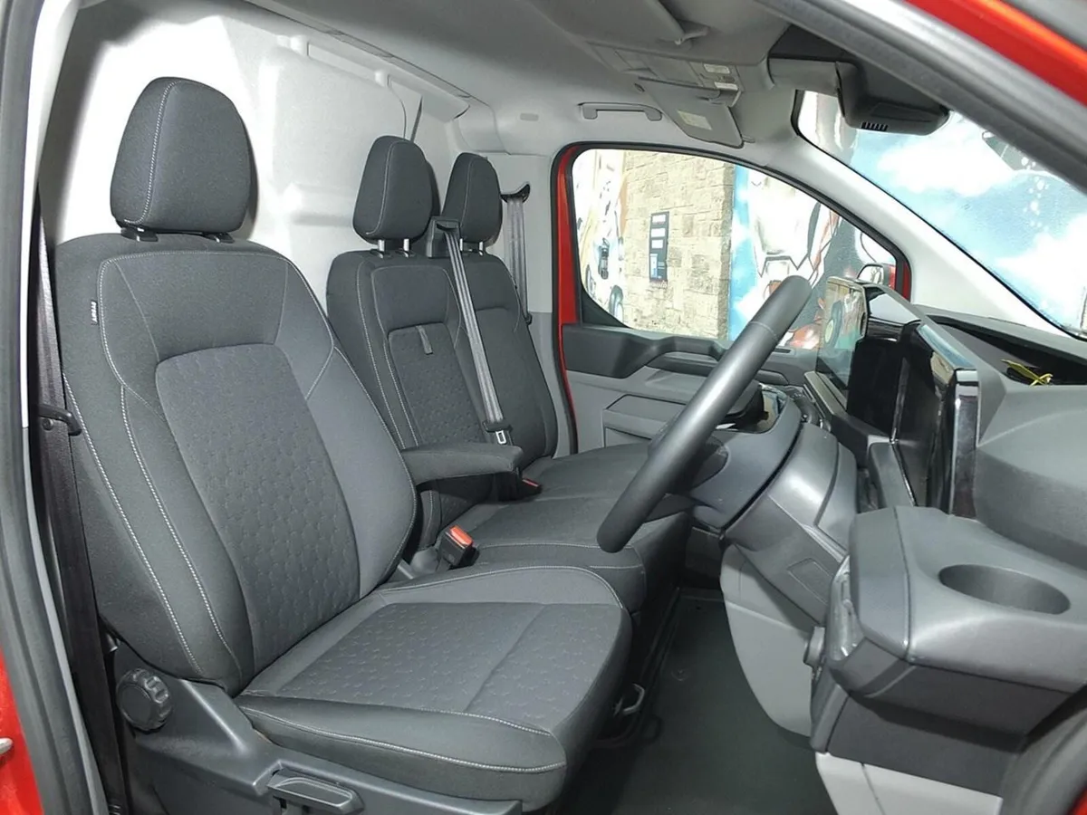 2024 Ford Transit Custom Panel Van - Image 3