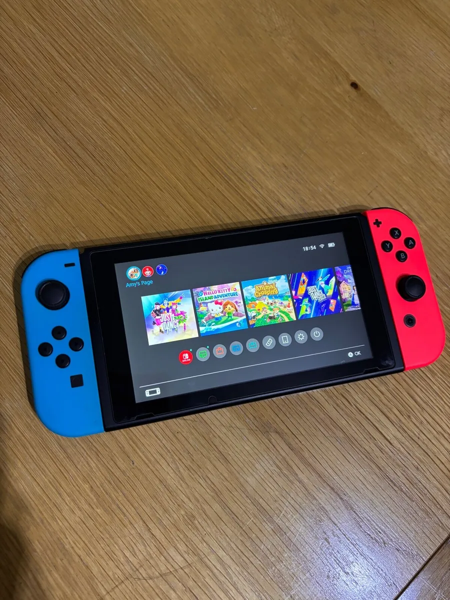 Nintendo Switch Console & Carry Case - Image 4