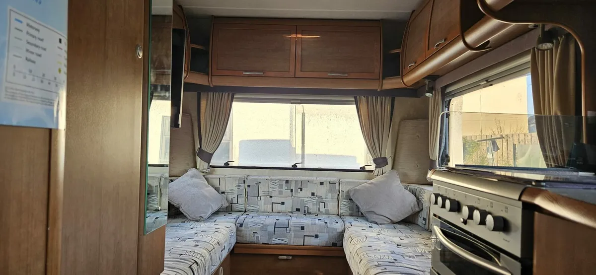 Motorhome - Image 4