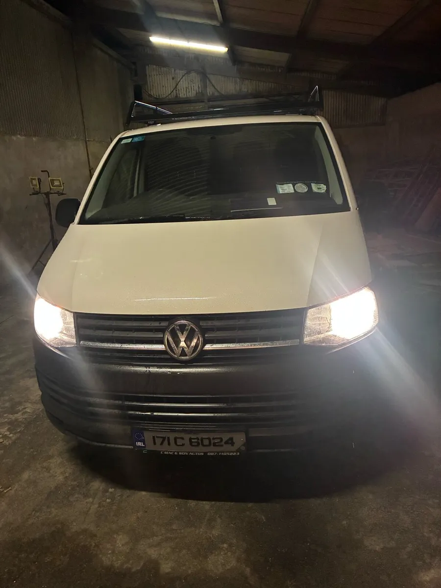 Volkswagen transporter t6 - Image 2
