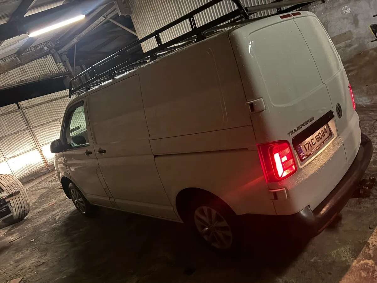 Volkswagen transporter t6 - Image 3