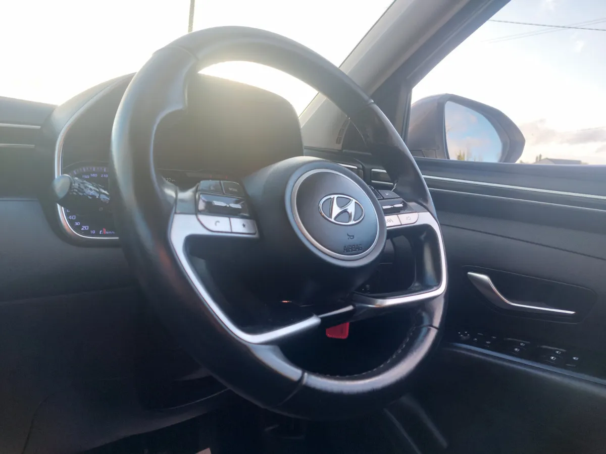 HYUNDAI TUCSON 212' NEW MODEL - Image 4