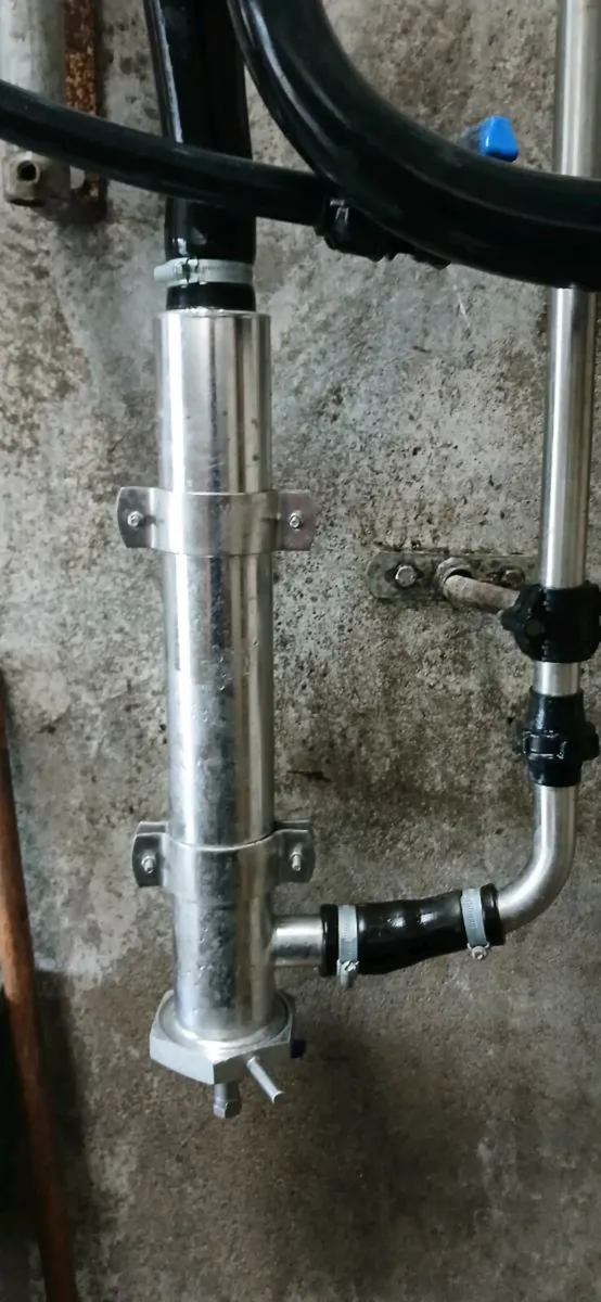 Milking parlour - Image 2