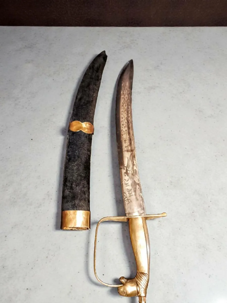 Long handmade Indian brass wall decor - Image 2