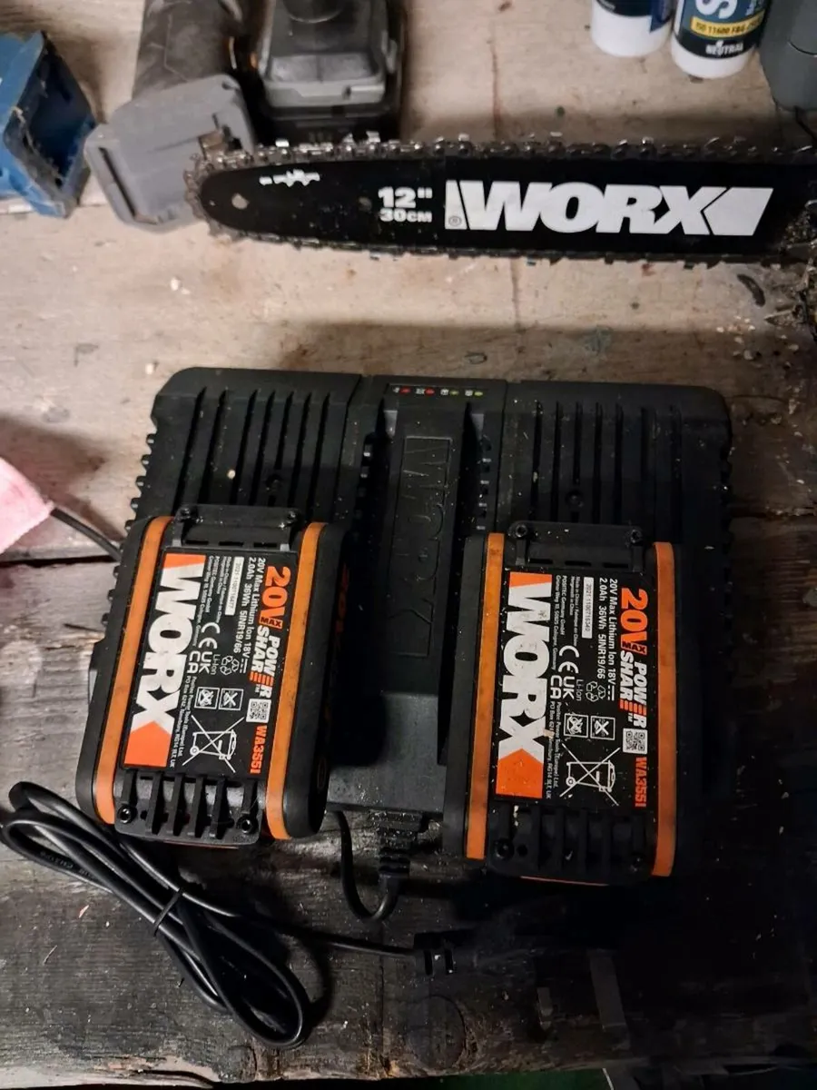Worx battery chainsaw - Image 2
