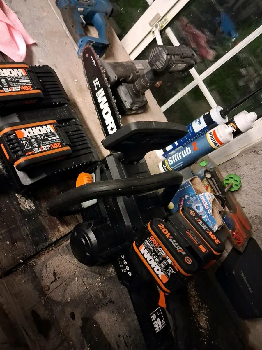Worx battery chainsaw - Image 3