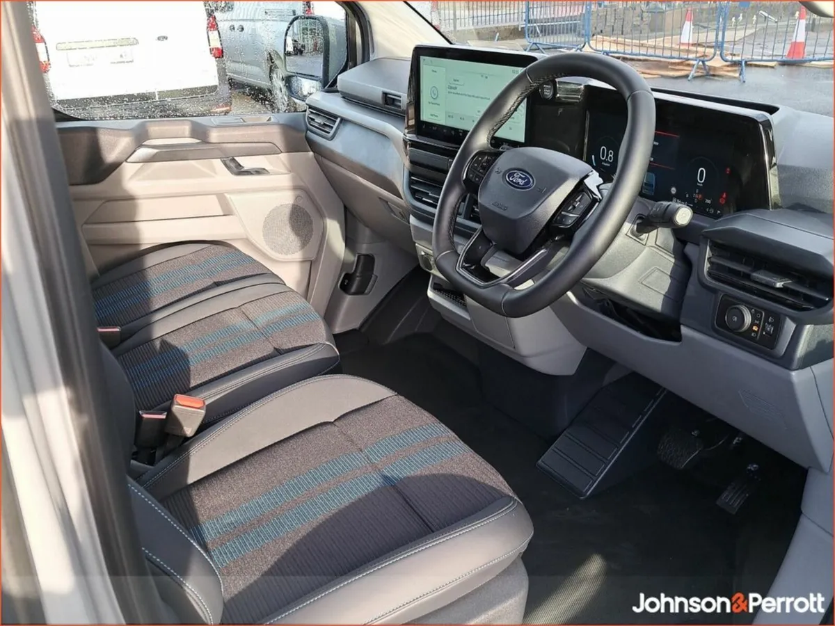 Ford Transit Custom Sport 170PS Automatic - Image 4