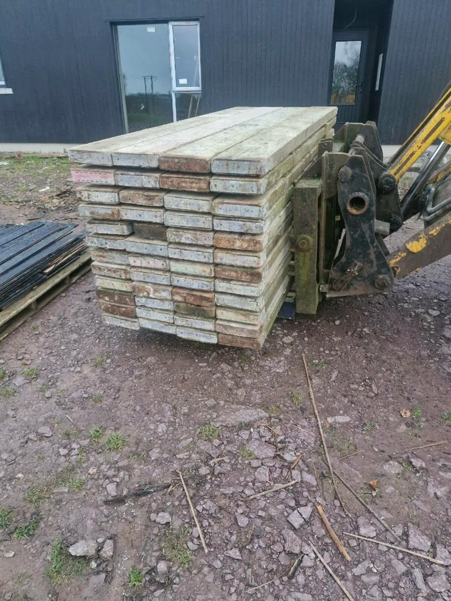 Scaffolding for sale - Image 1