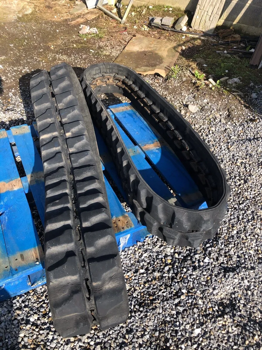 Rubber tracks. - Image 4