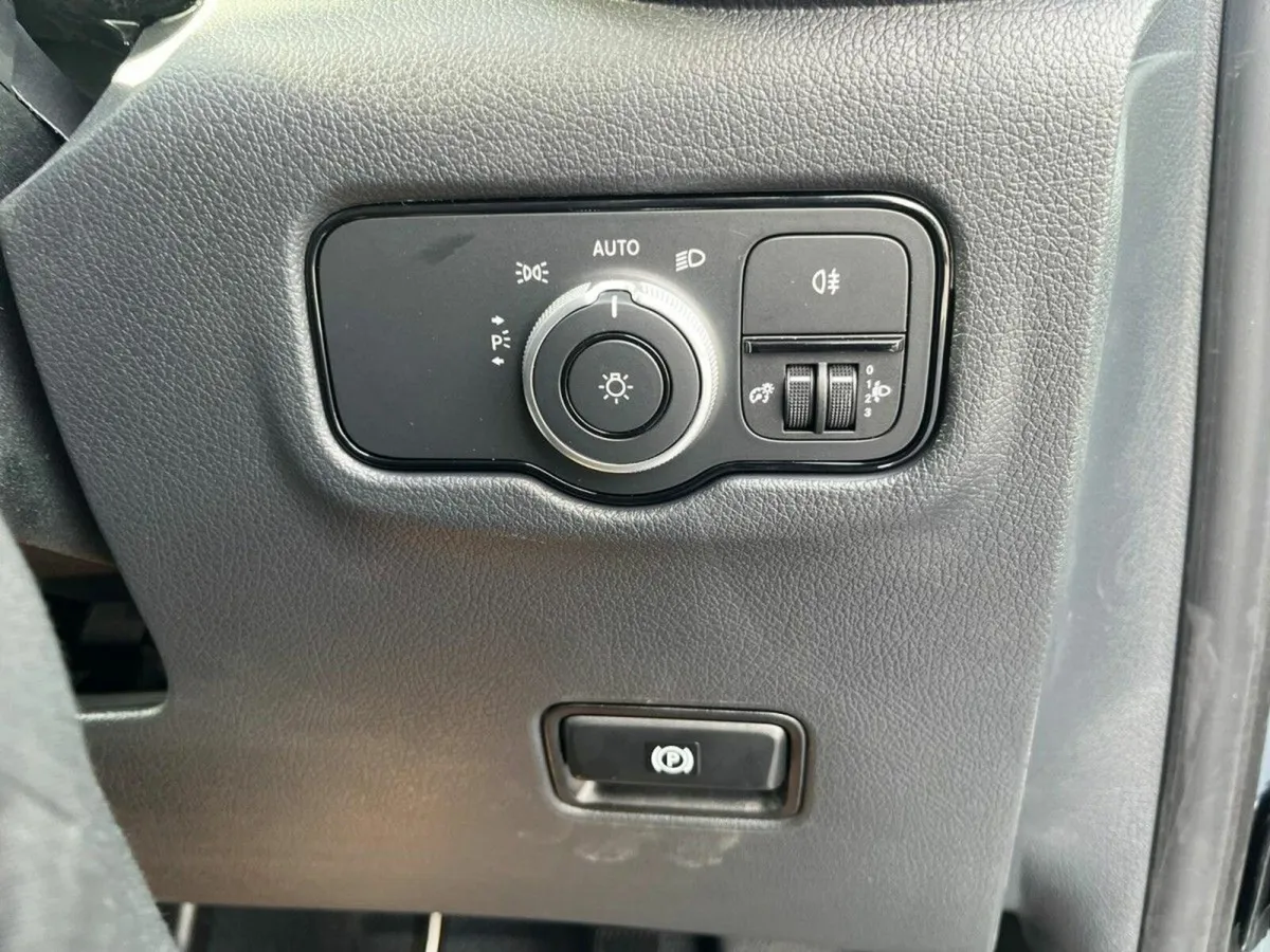 Mercedes-Benz Vito VITO 110 L CDI VAN PRO - Image 4