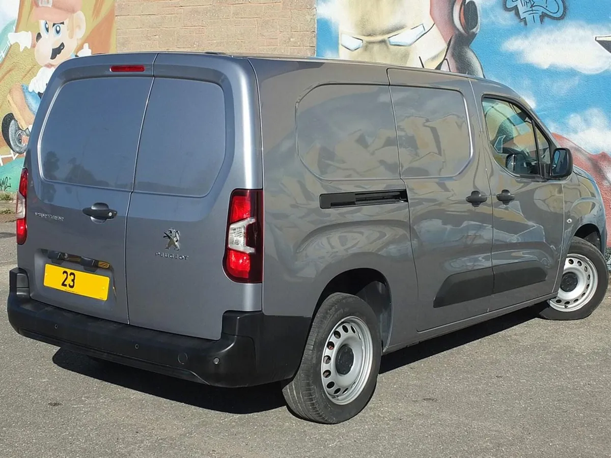 2023 Peugeot Partner Small Panel Van - Image 2