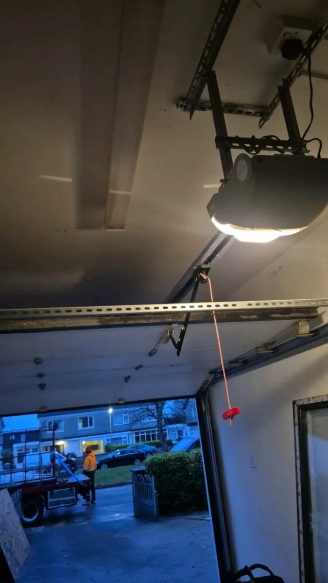 Electric garage door