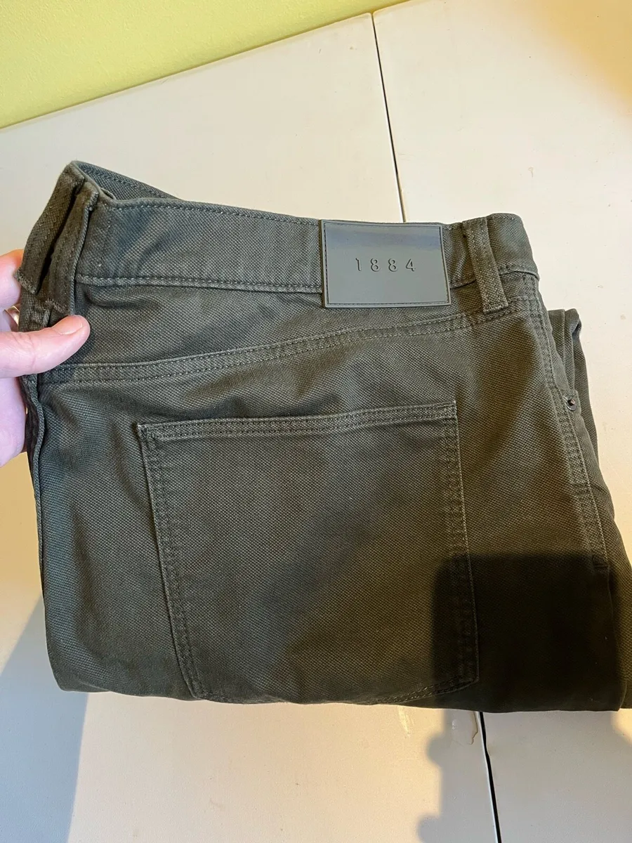 M&S Men’s Trousers. 40x29. Khaki. - Image 1