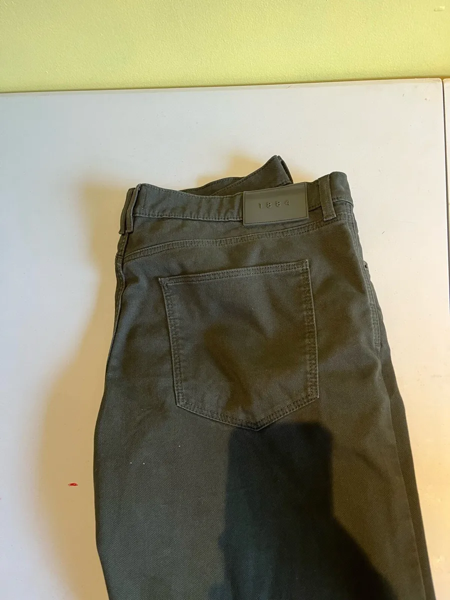 M&S Men’s Trousers. 40x29. Khaki. - Image 2