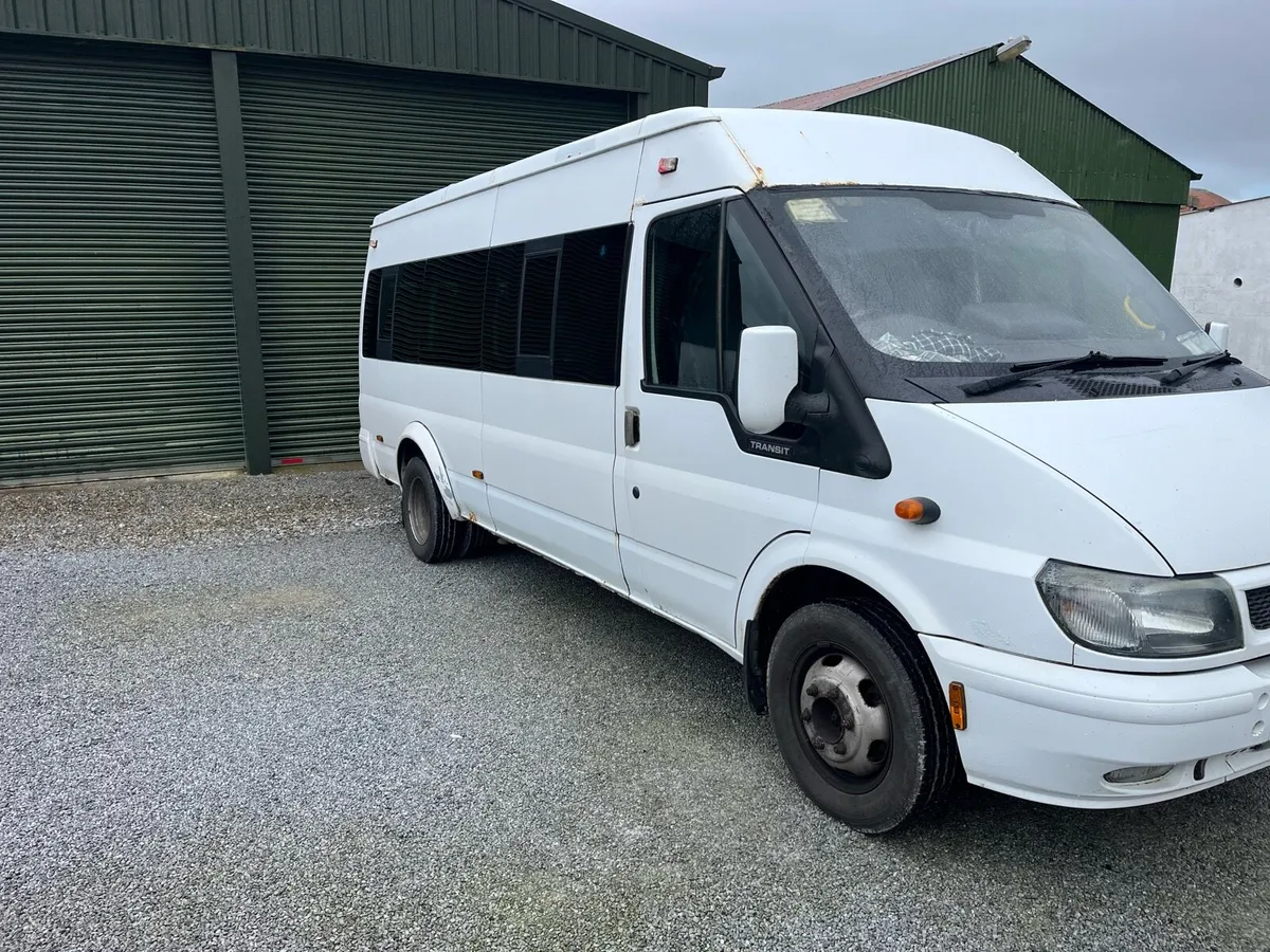 Ford transit minibus - Image 2