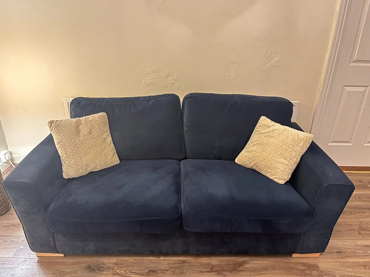 3 Seater Couch - Image 2