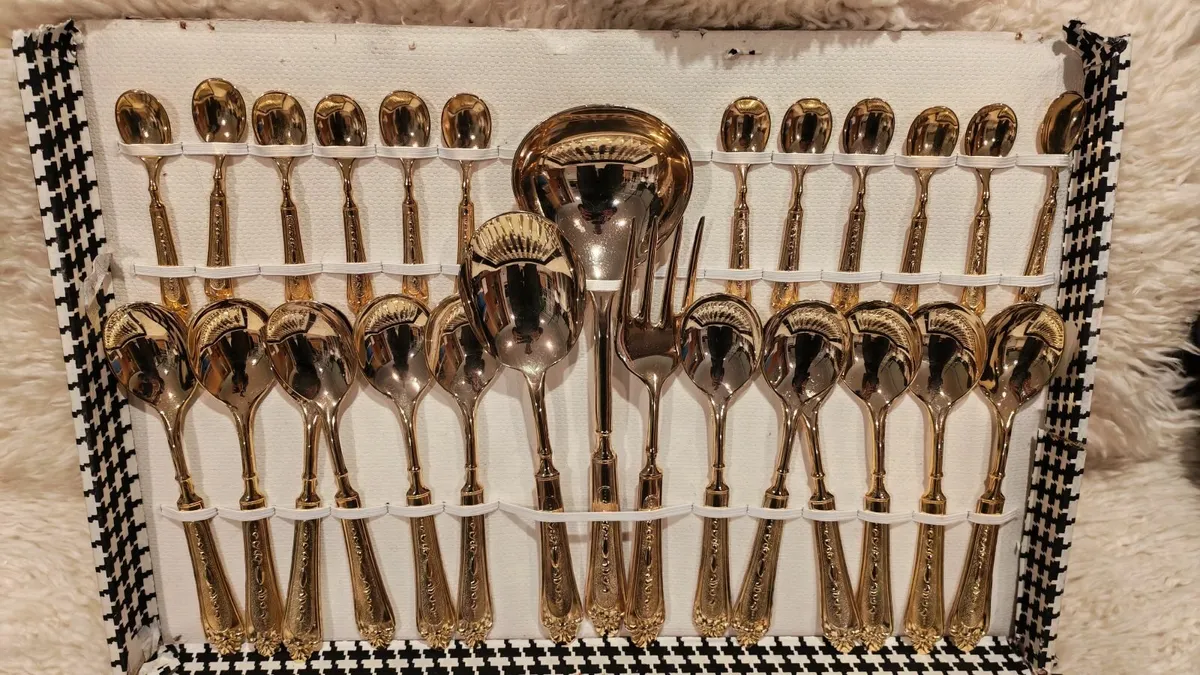 LBL Italy Gold-Plated Silverware Set - 51 Pieces - Image 3