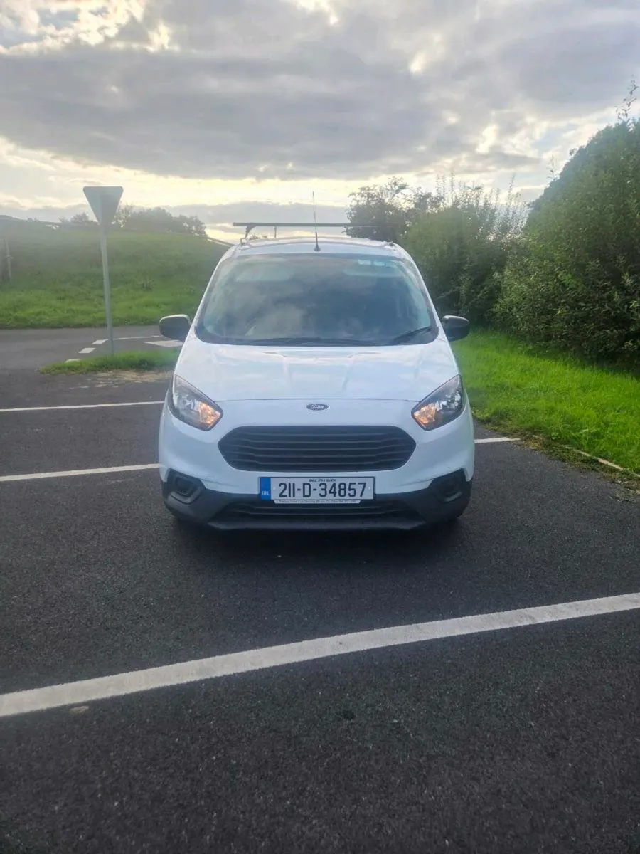 Ford Transit 2021 - Image 1