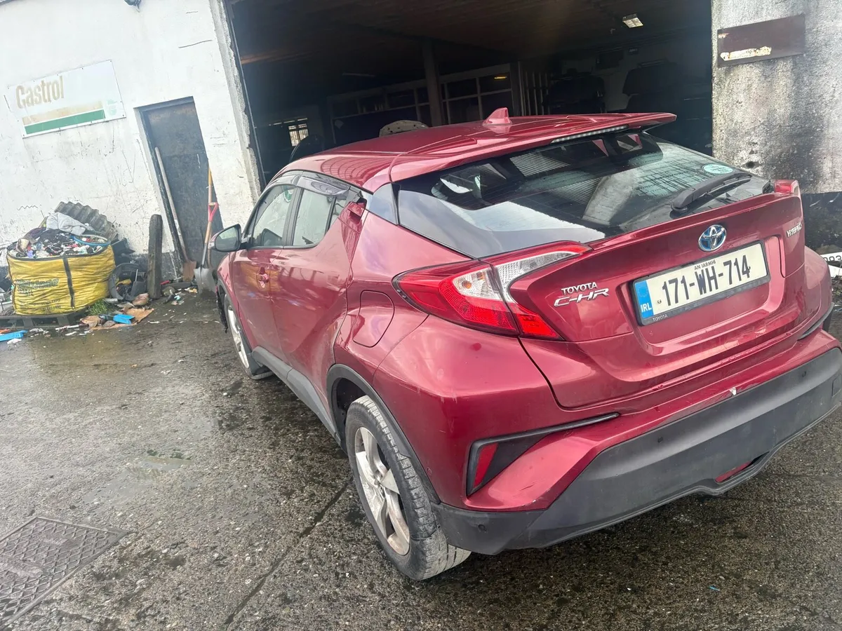 16 CHR…Hybrid - Image 3