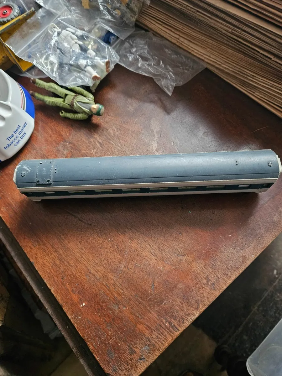 Hornby Triang OO Gauge Carraige - Image 3