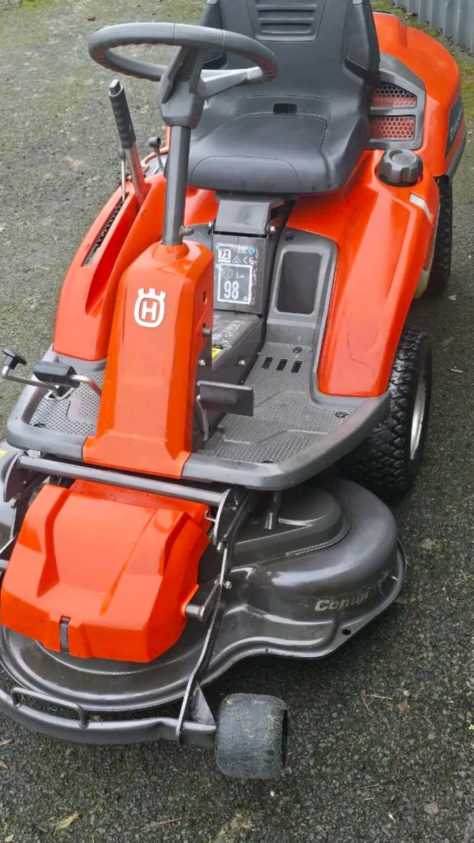 Husqvarna R214TC - Image 2