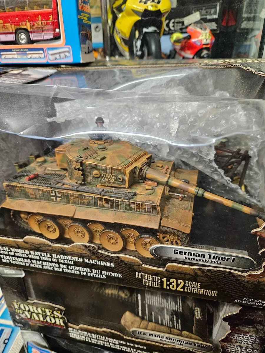 Corgi Forces of Valor German WW2 Tiger Tank - Image 4