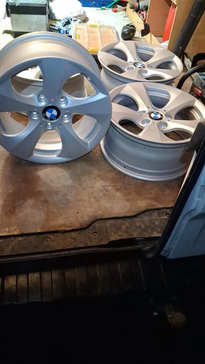 Bmw alloys - Image 2