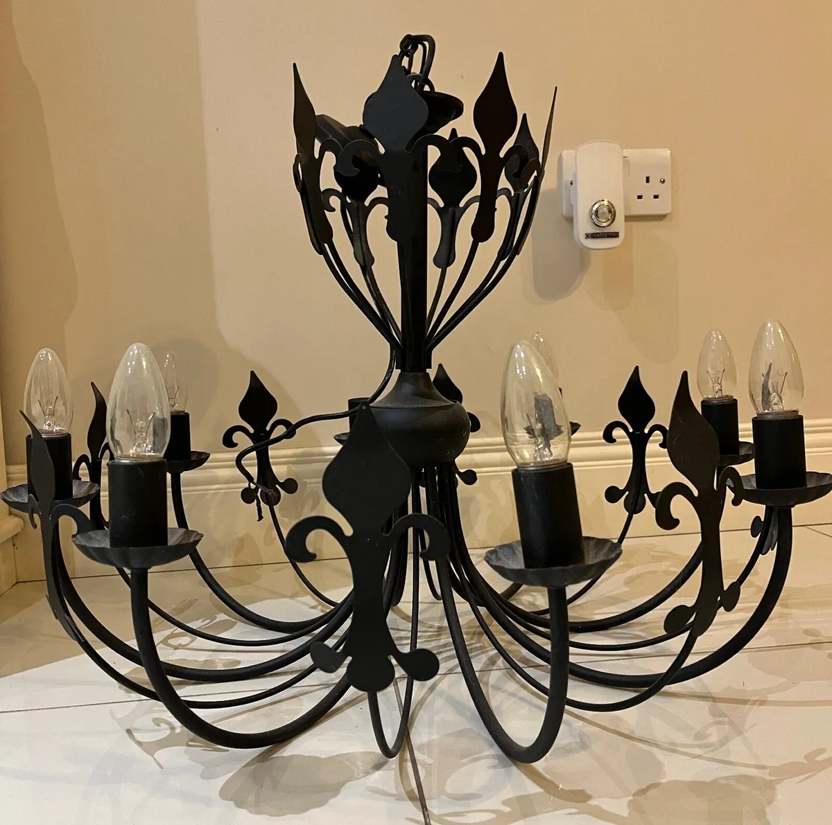 Chandelier - Image 2