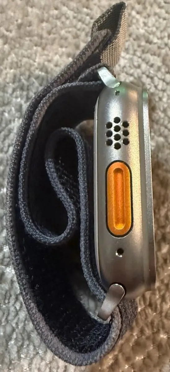 Apple Watch Ultra (Gen 1) Titanium Case Great Condition - Image 4