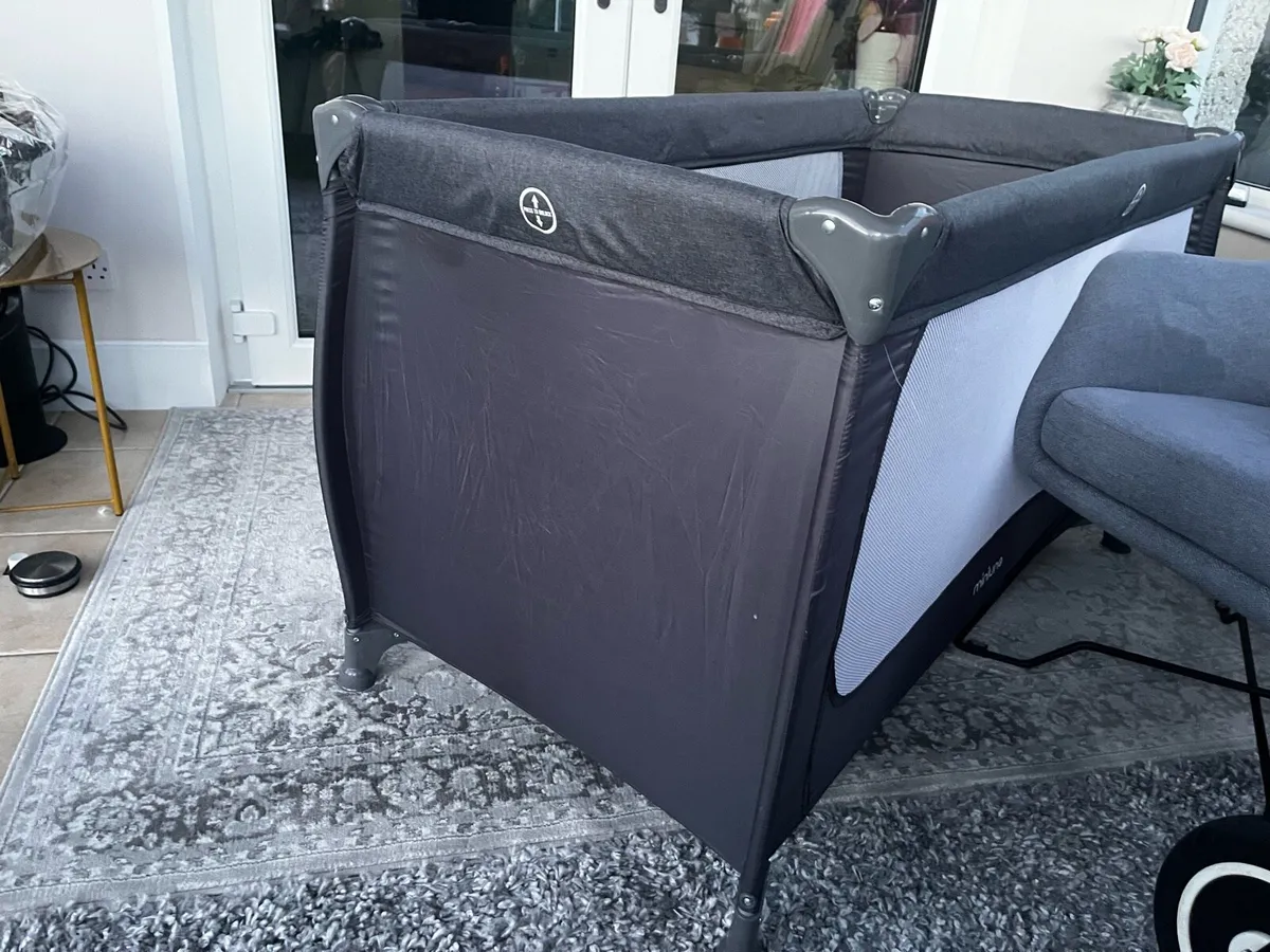 Folding cot - Image 2