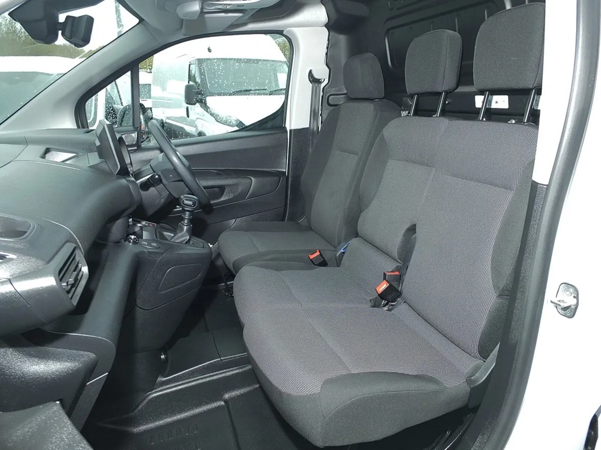 2024 Citroen Berlingo Small Panel Van - Image 4