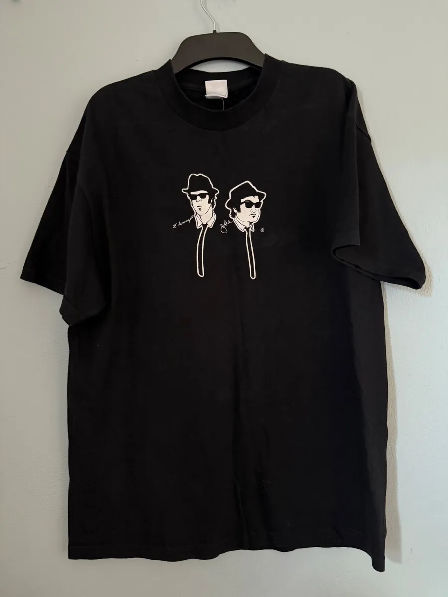 Vintage House of Blues Collectable Merch T-Shirt - Image 1