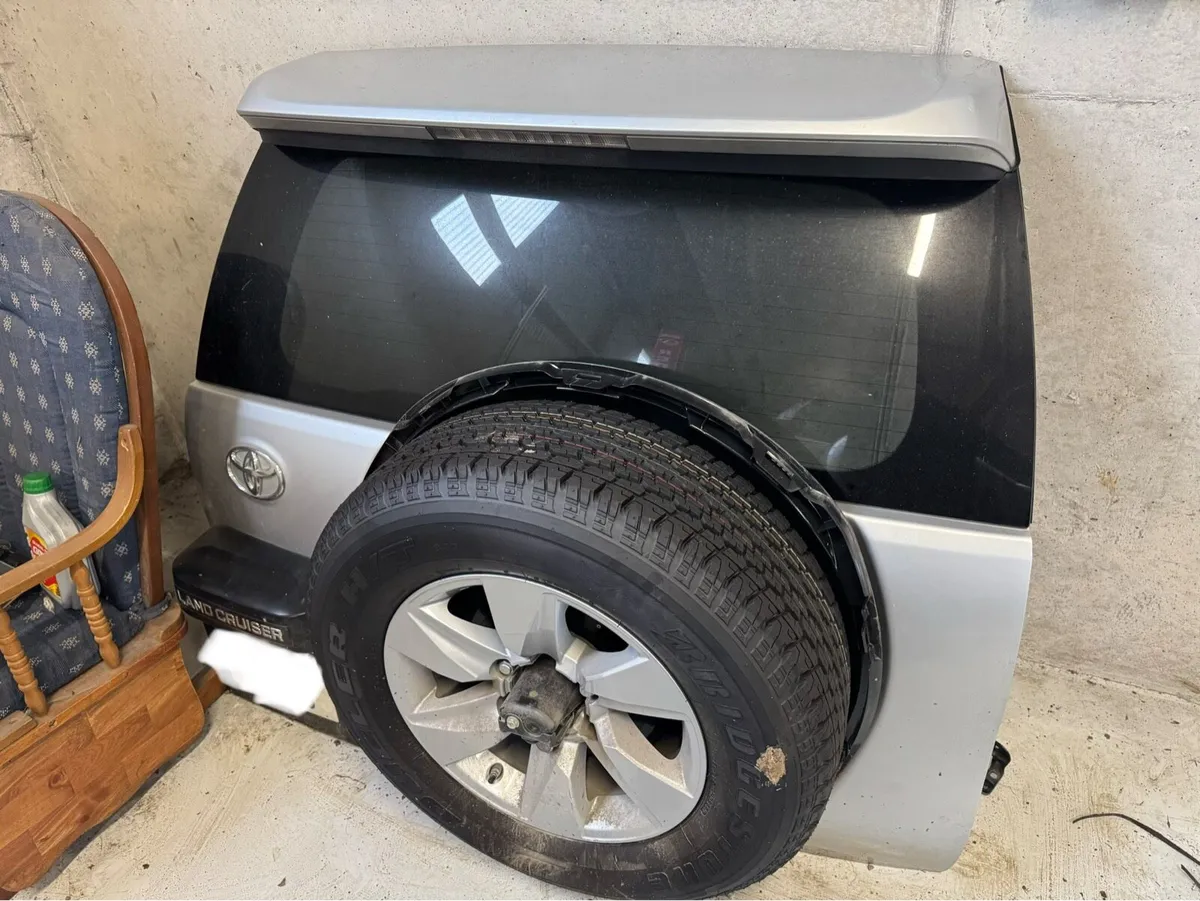 Toyota landcruiser spares - Image 4