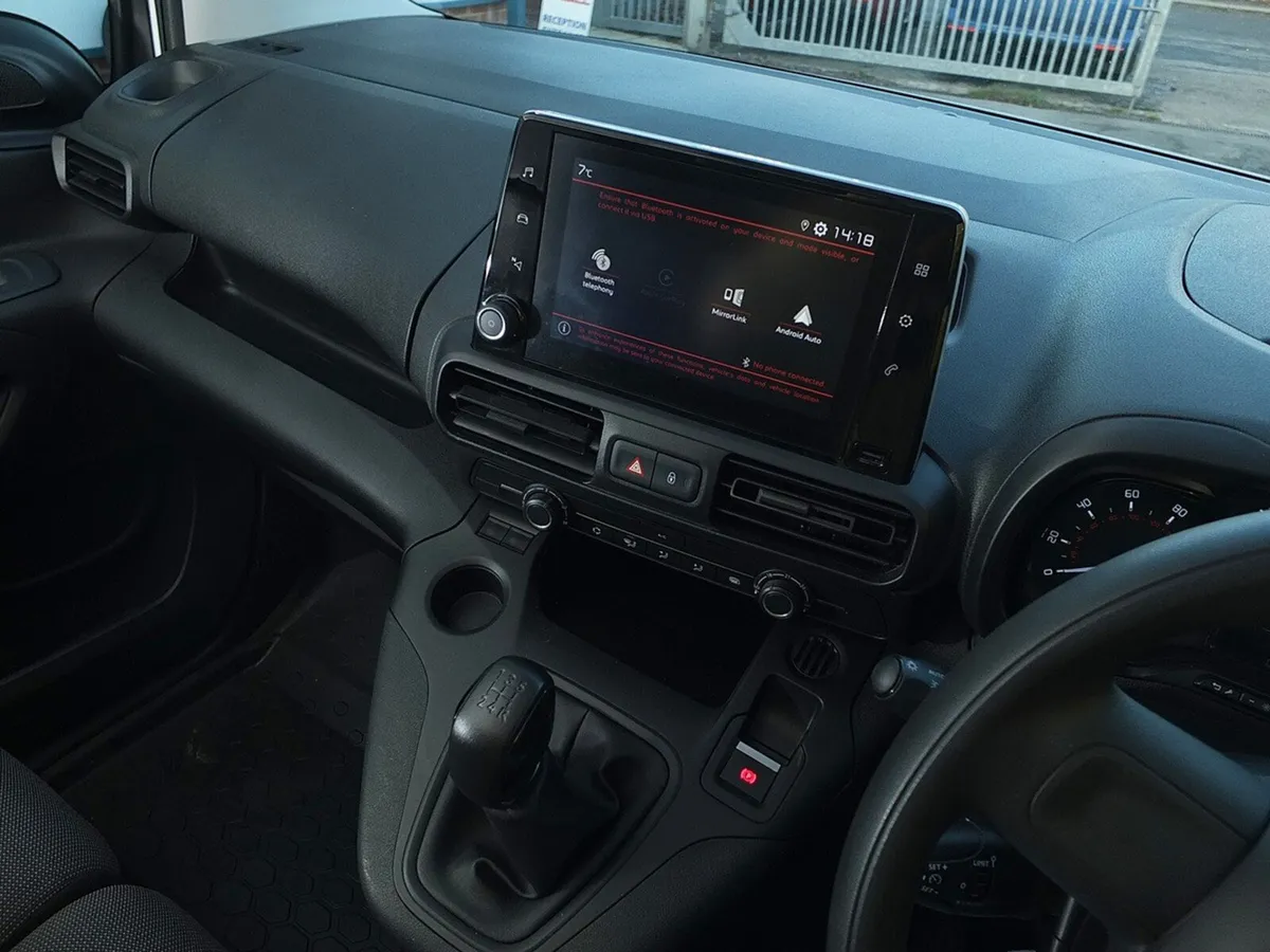 2021 Citroen Berlingo Small Panel Van - Image 4