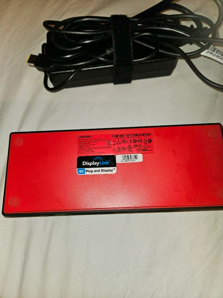 Lenova Docking Station + 135W Power Cable - Image 4