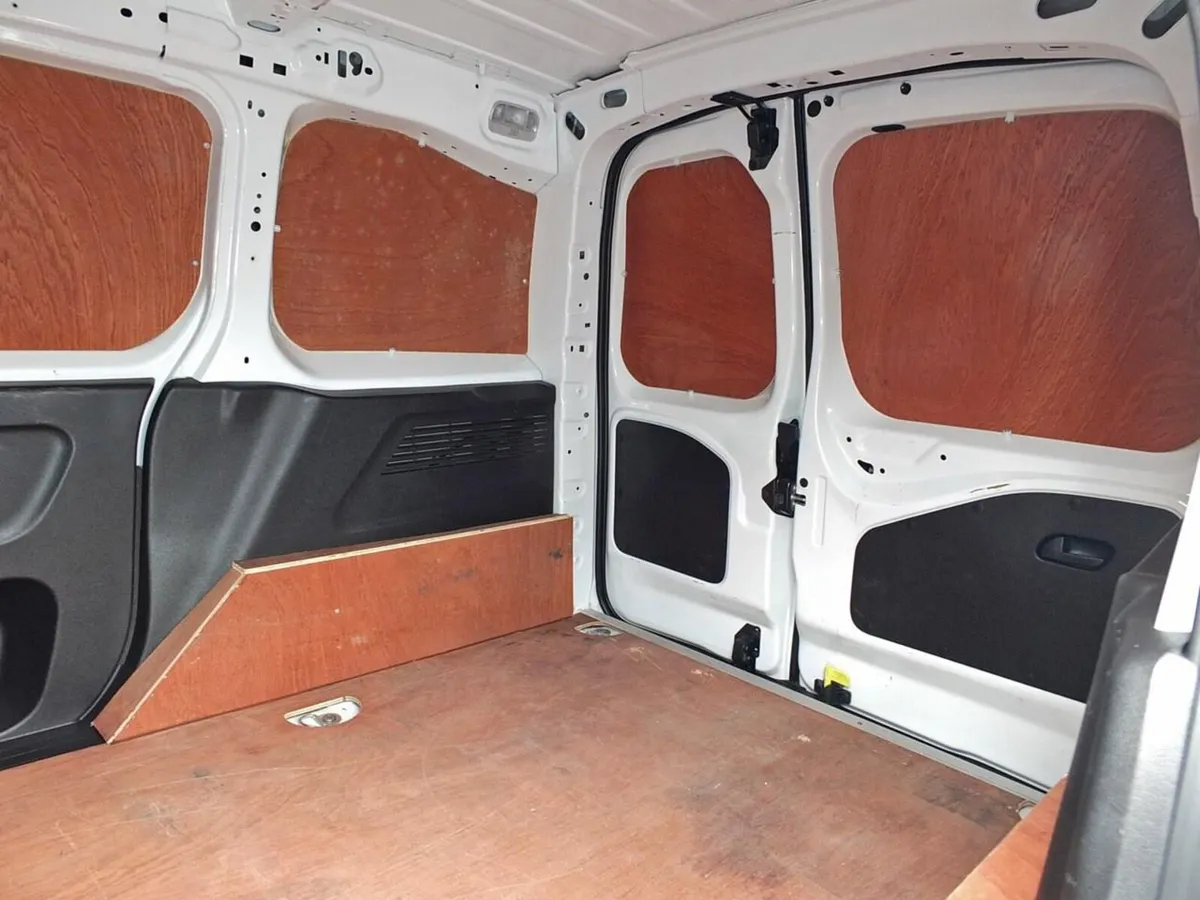 2020 Citroen Berlingo Small Panel Van - Image 2