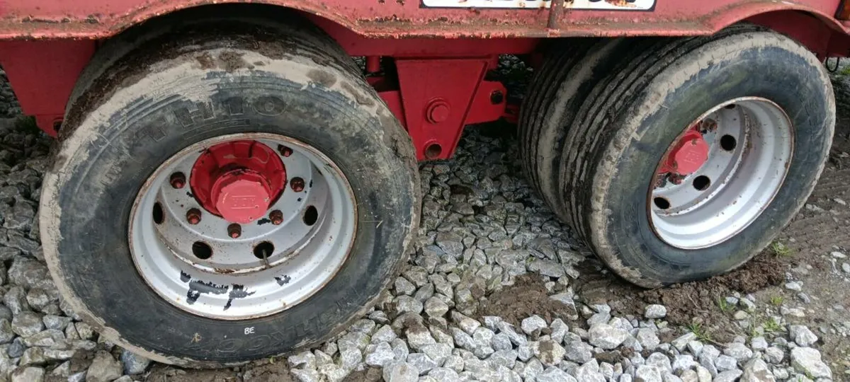 Redrock tandem axle low loader - Image 3