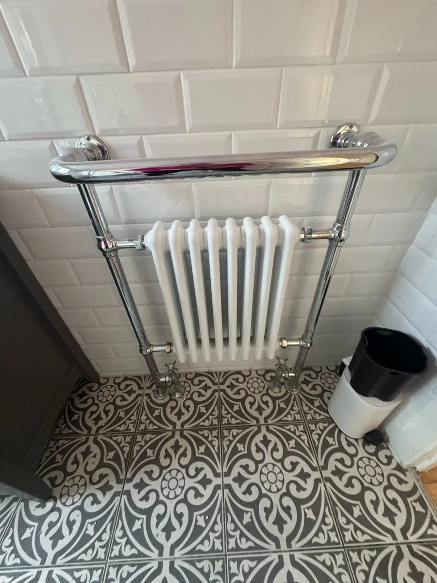 Column towel radiator chrome - Image 2
