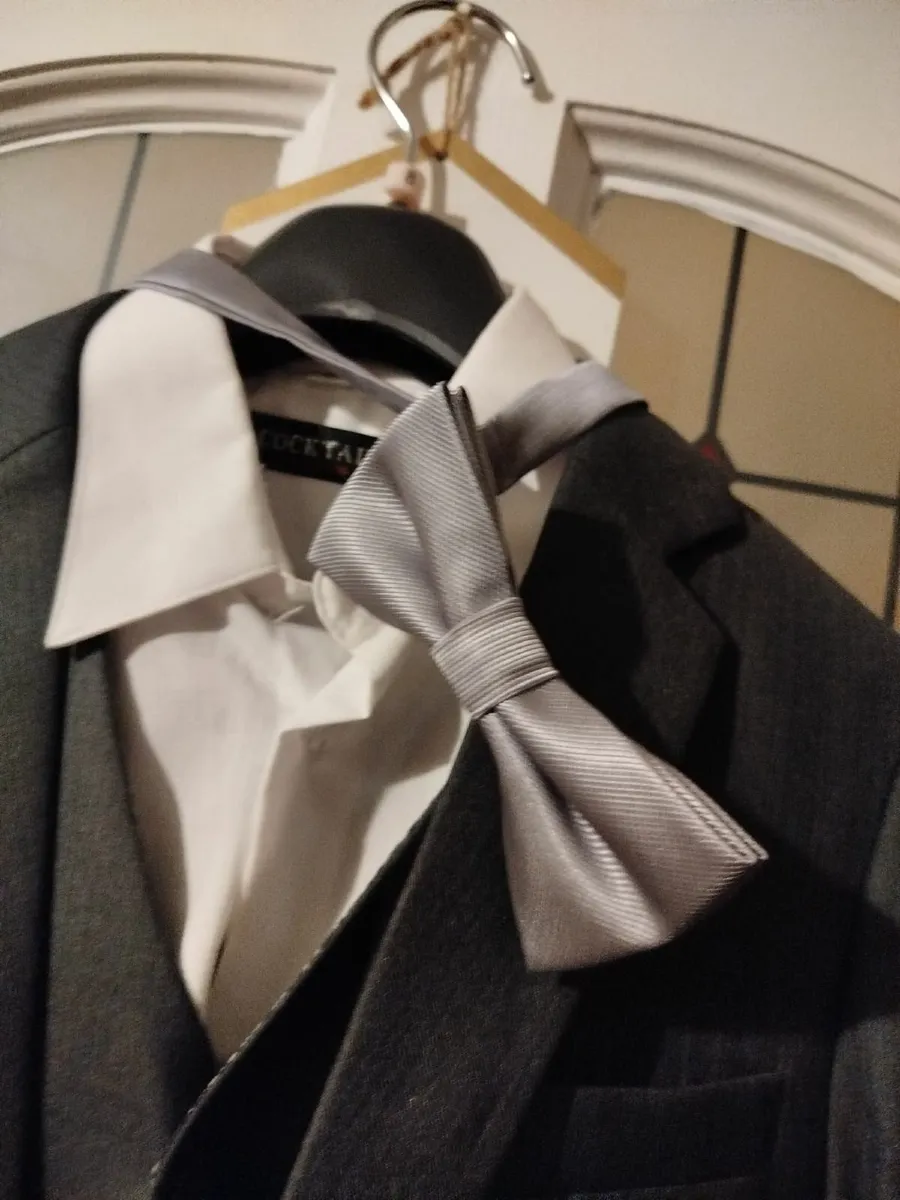 Communion dress and communion suit - Image 2