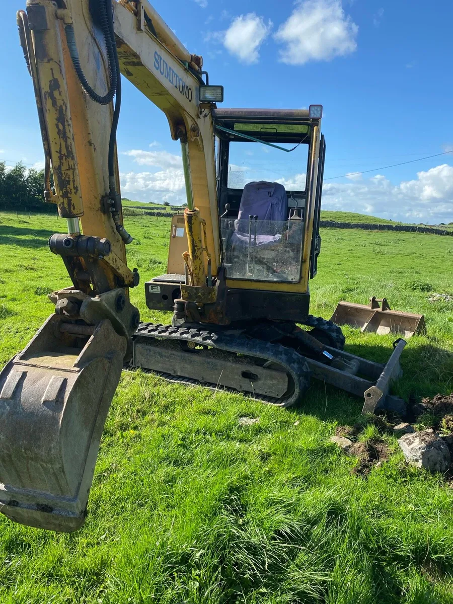 3 tone Digger hire - Image 1